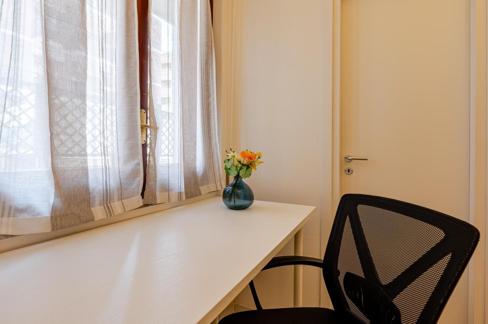 Modern In Portuense